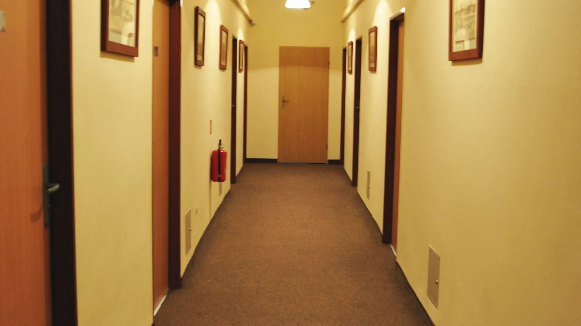 **  Maly Krakow Aparthotel פולין
