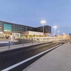 Courtyard By Marriott Airport 4*, Varsovie Pologne