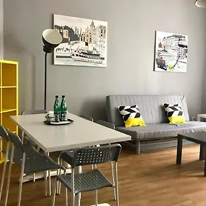 https://apartamenty-stockholm.poznan-hotels.com