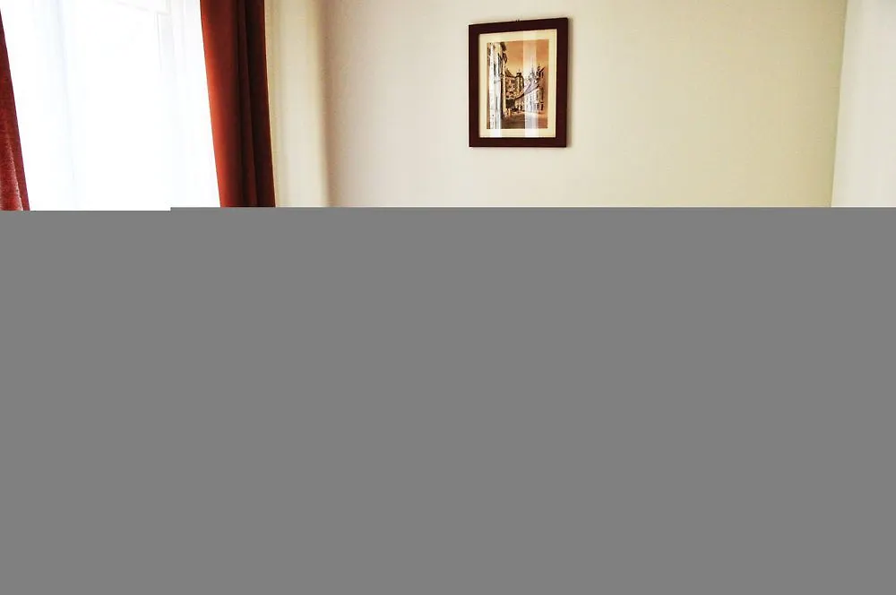 Maly Krakow Aparthotel